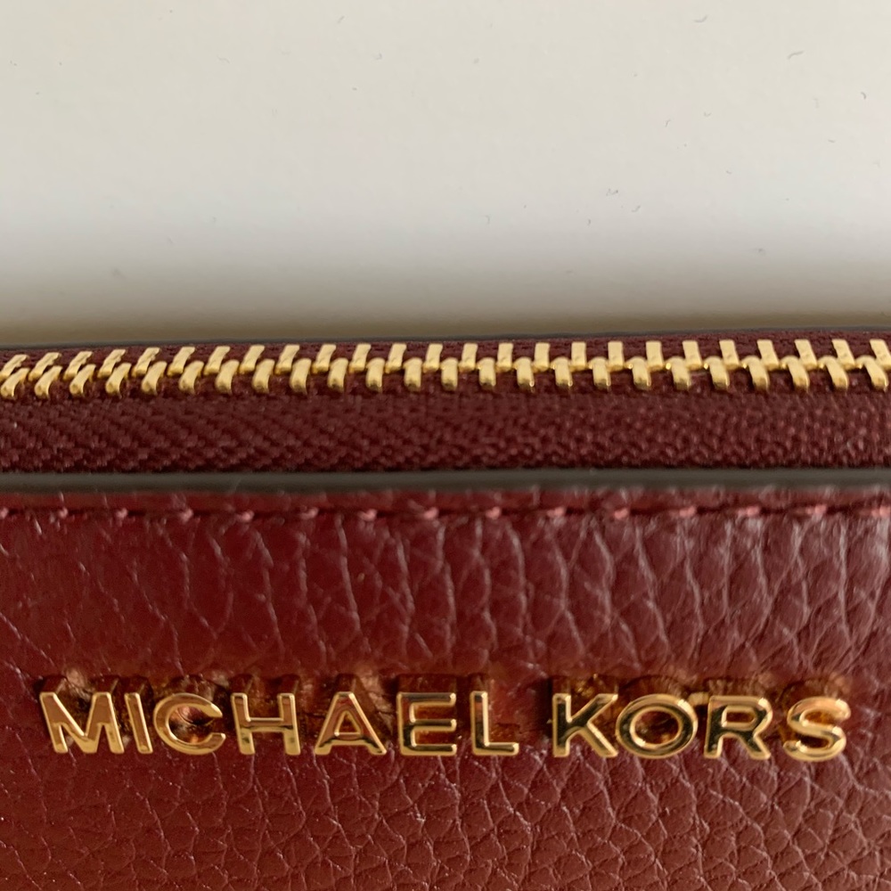 MICHAEL KORS JET SET LG 3/4 ZIP AROUND WAL… - Picture 2 of 8
